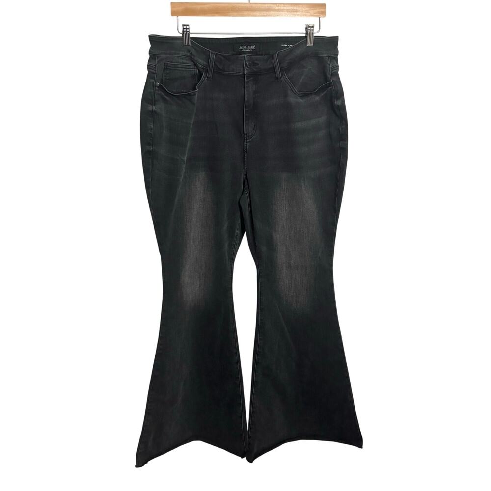 Judy Blue 20W Super Flare Jeans Black High Rise Stretch Raw Hem Plus Size